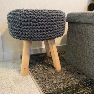 Ugg grey knit ottoman stool